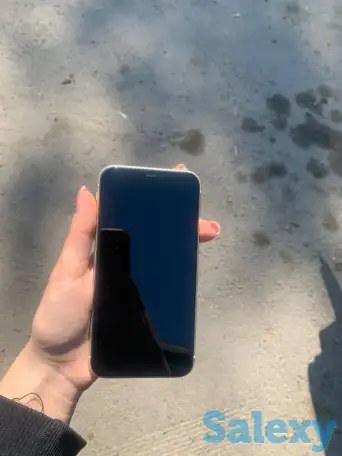 Продам айфон 11, фотография 1