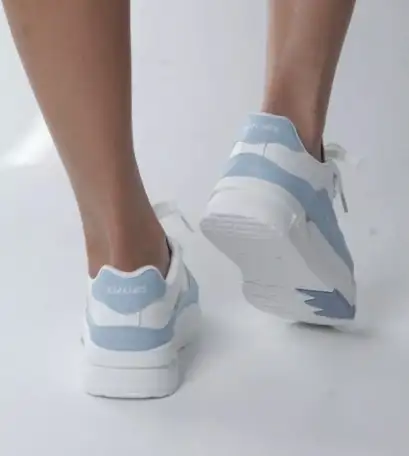 Продам женские кроссовки, фотография 2