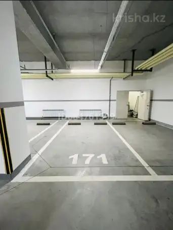 Продается квартира с паркингом, Улица Нажимеденова дом 2, фотография 1