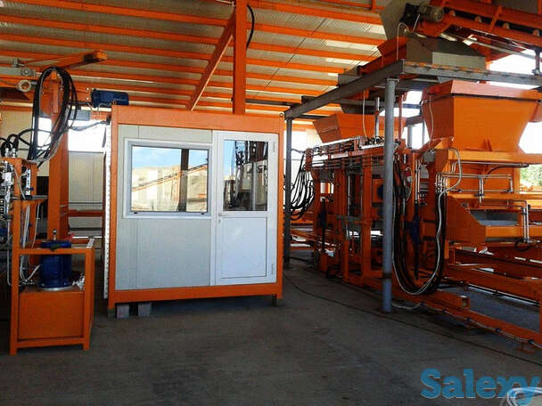 Высокопроизводительный вибропресс SUMAB U-1000 для изготовления бордюров, блоков, тротуарной плитки, фотография 1