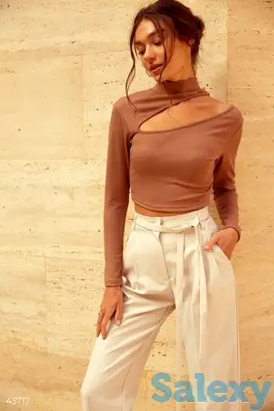 Топ с асимметрией, фотография 1