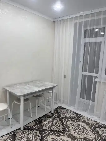 Уютная однокомнатная квартира в центре города, Абулкасымова 115, фотография 7