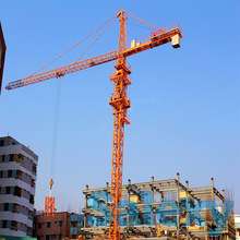 Башенный кран 2015 года, фотография 1