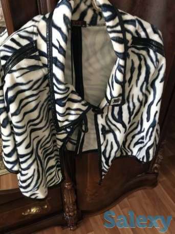 Накидка поверх платья, фотография 1