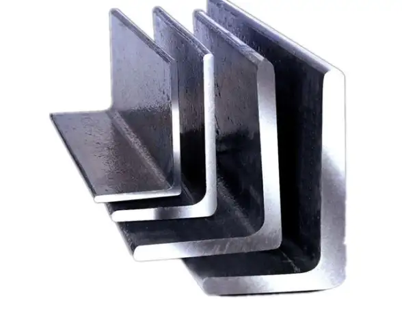 Уголок стальной гнутый, Размер 1: 25-155 мм, Размер 2: 25-110 мм, S 1,5-10 мм, Марка: 3пс5; 3сп5; Ст3..., фотография 1