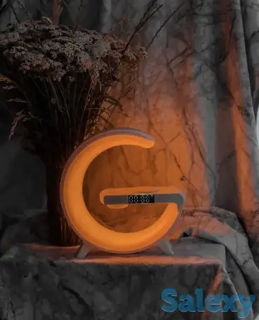 LED Светильник со встроенной беспроводной зарядкой для телефона и колонкой, фотография 3