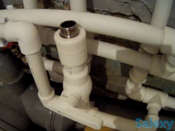 Профессиональные специалисты в сфере сантехники, фотография 3