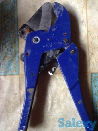 Секатор,ножницы для резки пластиковых труб, фотография 1