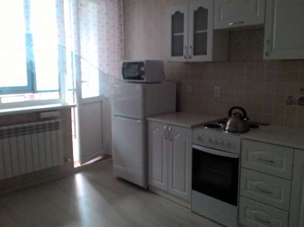 Посуточно на левом берегу 1к новая квартира, Кабанбай батыра 46 А, фотография 3