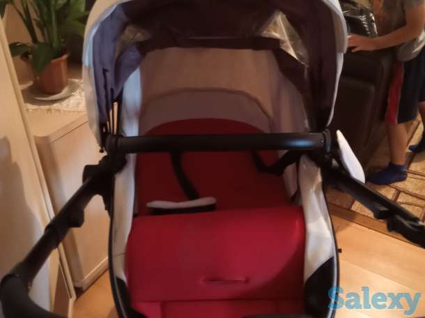 Продам коляску трансформер б/у белого цвета, фотография 2