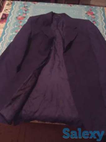 Костюмы мужские б/у и жилет б/у на возраст старше 50 лет, фотография 1