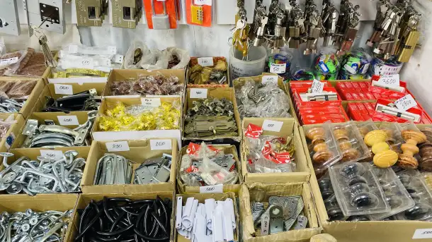 Дверные замки  Комплектующие для дверей и мебельная фурнитура, фотография 9