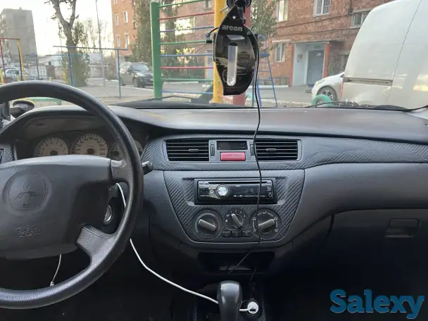 Mitsubishi Lancer 2004, фотография 7