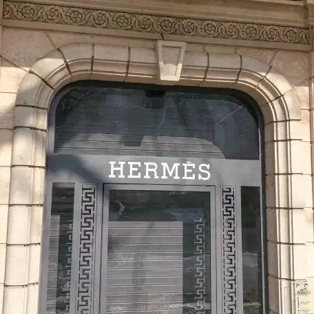 Изготавливаем травертиновое обрамление окон и арки из мрамора, гранита, травертина. Опыт 20 лет, фотография 3