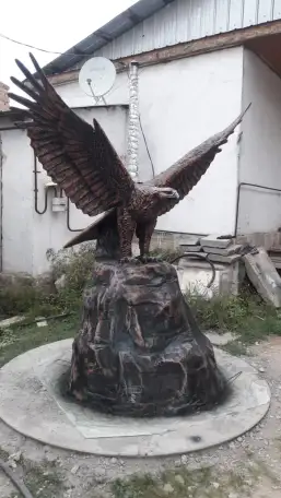 Продажа вазонов , скульптур, фотография 1