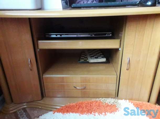 Продам тумбу под телевизор, фотография 1