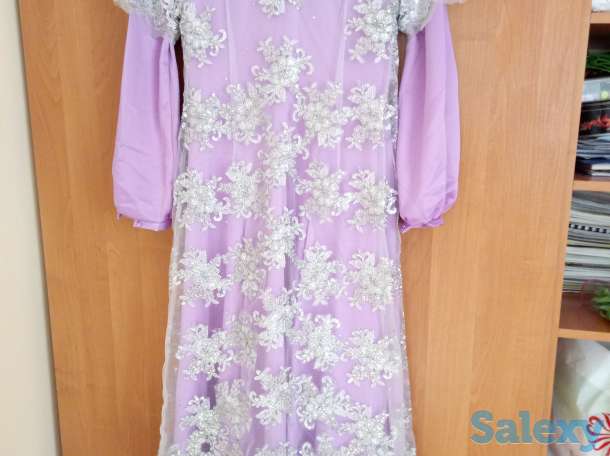 Продам платье, с длинными рукавами и подолом., фотография 2