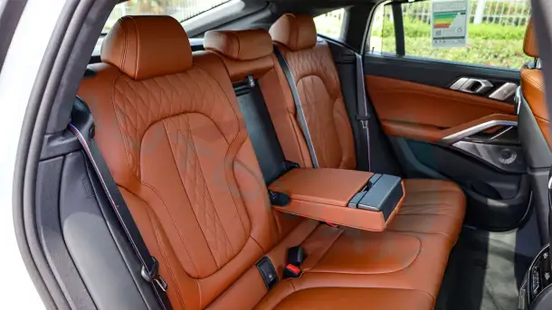 2024 BMW X6 Xdrive40i M Sport, фотография 6