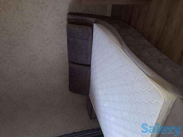 Продам 2х спальную кровать 