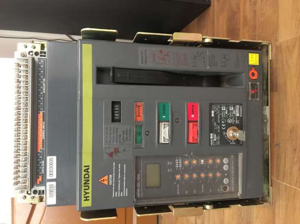 Воздушный выключатель SIEMENS 1250A, фотография 1