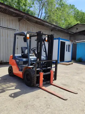 Вилочный погрузчик Toyota 8FG20 Новая, фотография 1