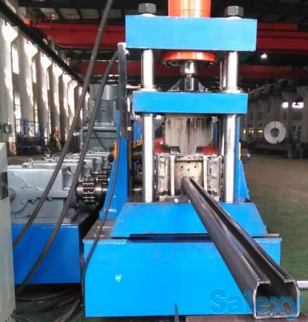 Купить оборудование по производству балки для откатных ворот из Китая, фотография 1