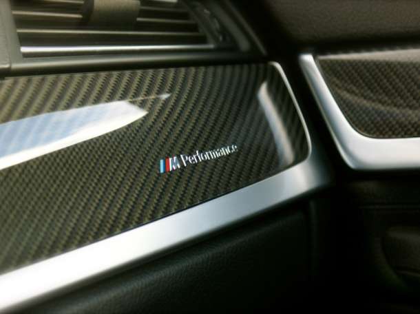 2D лакированный карбон черный, автопленка, фотография 4