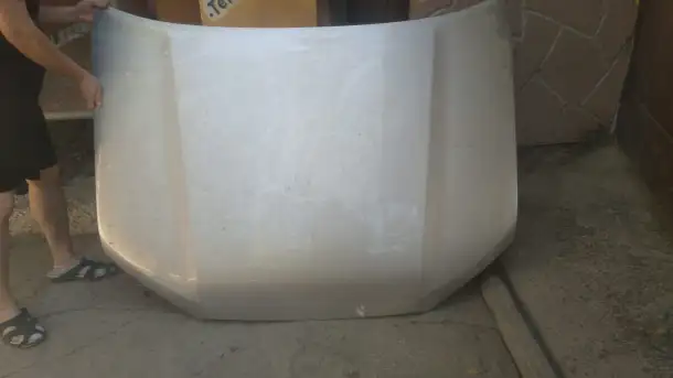 Капот Toyota 4Runner SRоригинал бу, без повреждений цвет серебристый, фотография 1