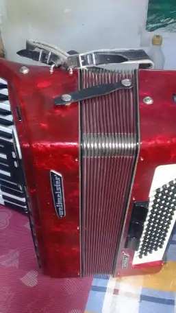 Продам аккордеон Weltmeister 34 Stella., фотография 3