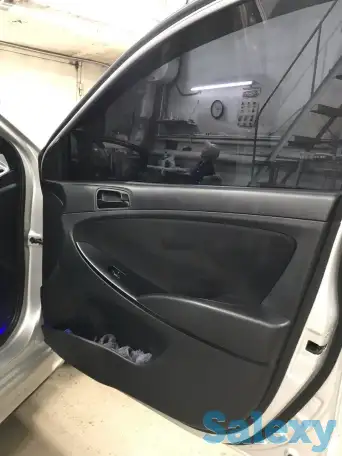 Черная самоклеящаяся алькантара, фотография 3