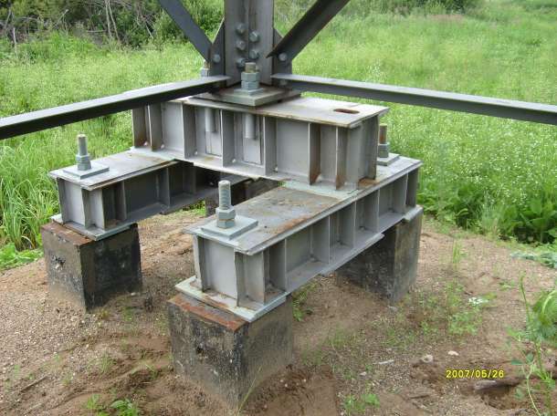 Опоры ЛЭП металлические, фотография 9