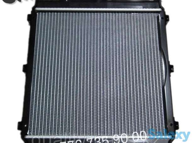 Радиатор на Hyundai R520LC, QSM11, 11QB-41020, 11QB-41030., фотография 1