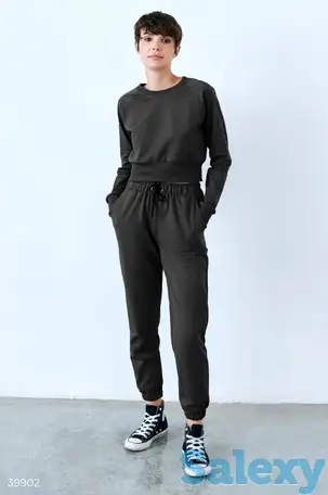 Черный костюм со свитшотом, фотография 1