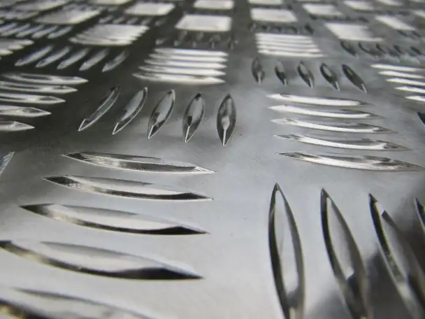 Лист рифленый Размер: 1.5х6; 1.25х2.5; 1.5х3; 1.25х6... мм, фотография 1