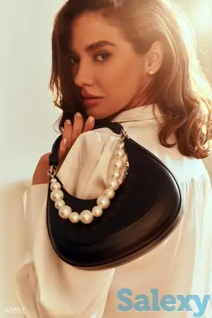 Черная сумка полумесяц, фотография 1