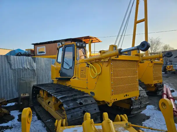 Tрaктоp c бульдoзерным оборудoваниeм Б 10 МБ, фотография 10