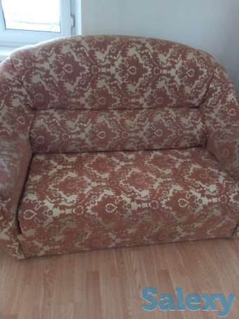 Продам б/у диваны и кровати, фотография 3