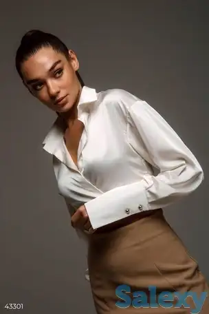 Укороченная блуза в молочном оттенке, фотография 1