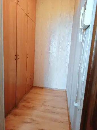 Продается 1-ком. квартира, общая площадь 38.1 кв.м., кухня 8 кв.м. на 3 этаже, фотография 10