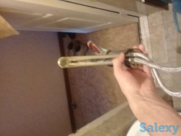 Продам б/у смесителя от раковины в хорошем состоянии возможно с установкой, фотография 3