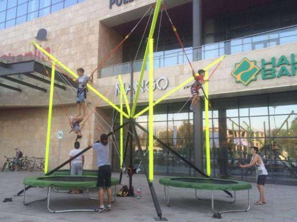 Продам аттракцион 