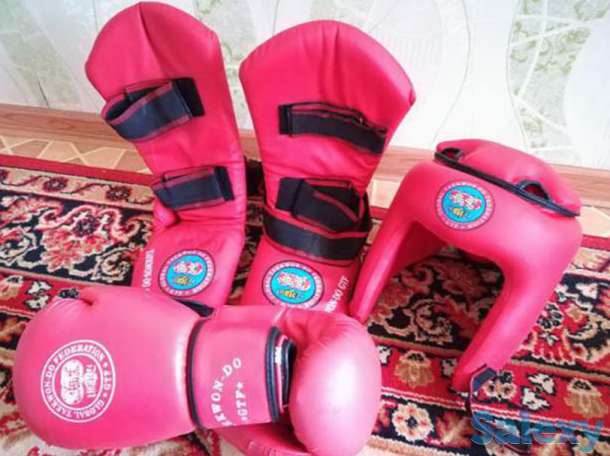 Продам GTF taekwon-do. Футы - перчатки,, фотография 1