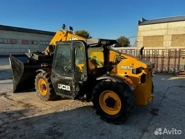 Телескопический погрузчик, фотография 3