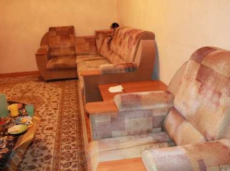 Срочно продам диван в комплекте, фотография 3