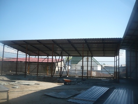 Изготовление навесов, ангаров, автоматических ворот, заборов с фундаментом и сплиторными блоками, фотография 2