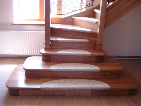 Элементы лестниц и декор элементы из массива, фотография 3