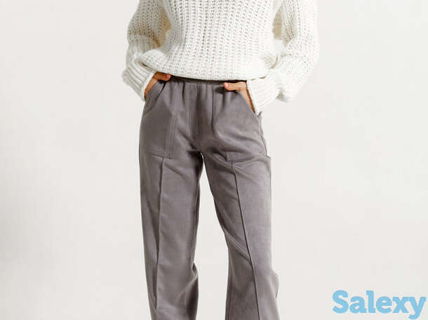 Замшевые брюки-джоггеры, фотография 1