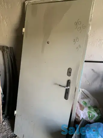 Продам дверь железную входную, фотография 7