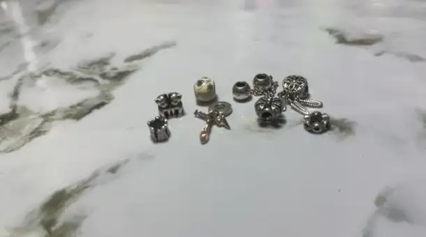 Продам браслет Pandora с шармами, фотография 4