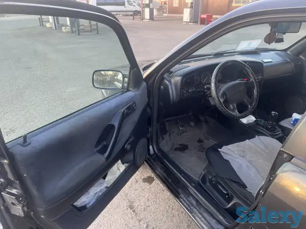 Фольксваген Пассат Б4 (дельфин), фотография 2